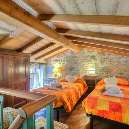 In The Heart Of Medieval Village - Happy * Apricale