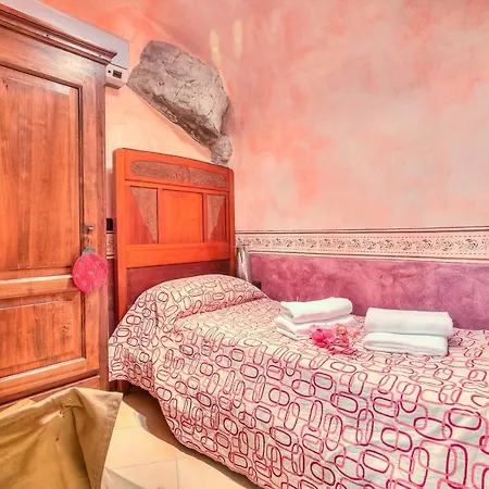 Apartment In The Heart Of Medieval Village - Happy Apricale