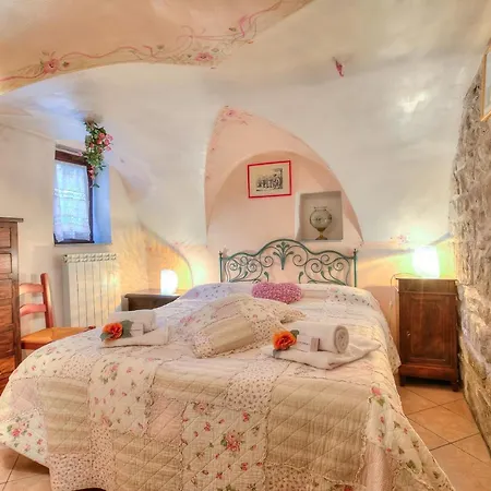 Apartment In The Heart Of Medieval Village - Happy Apricale